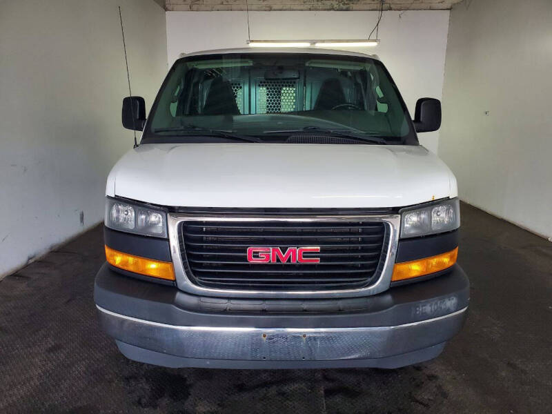 2018 GMC Savana 2500