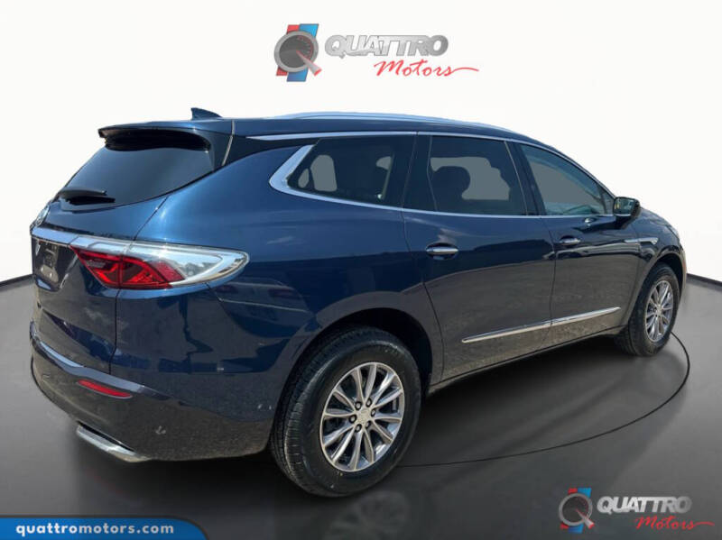 2022 Buick Enclave Essence
