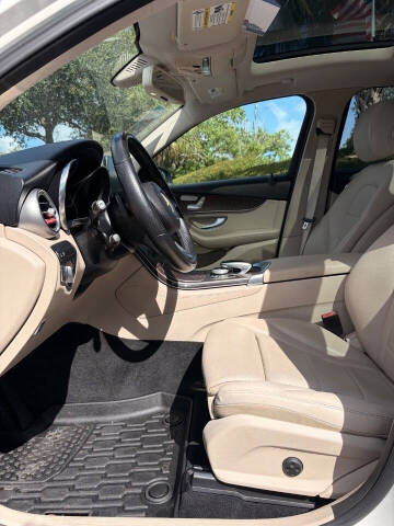2019 Mercedes-Benz GLC GLC 300