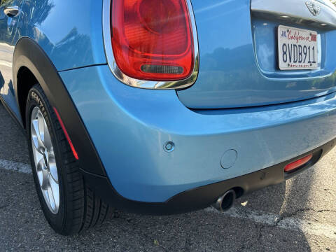 2015 MINI Hardtop 4 Door Cooper