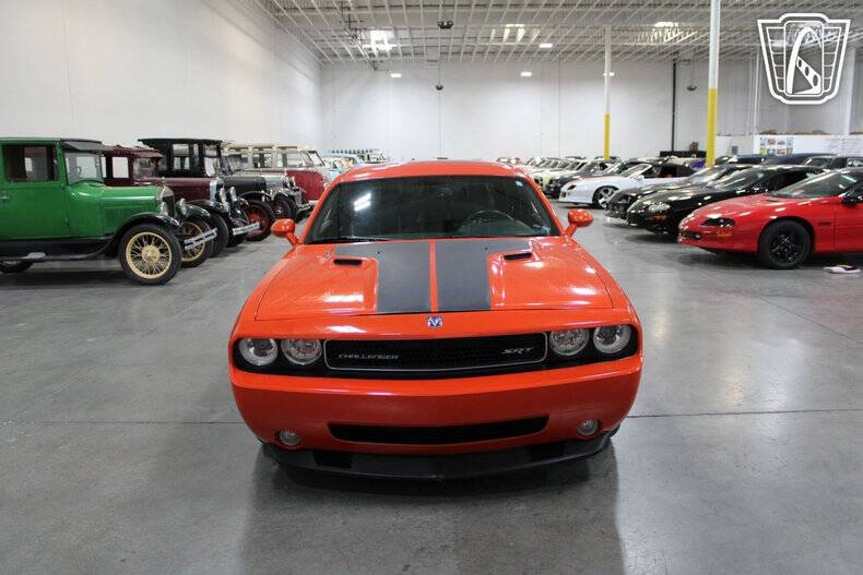 2009 Dodge Challenger SRT8