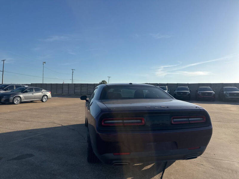 2020 Dodge Challenger SXT