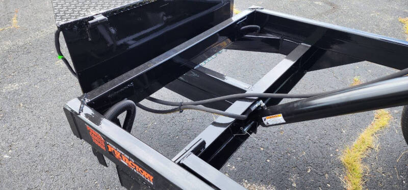 2026 QSA 6x10 Deck Over Dump