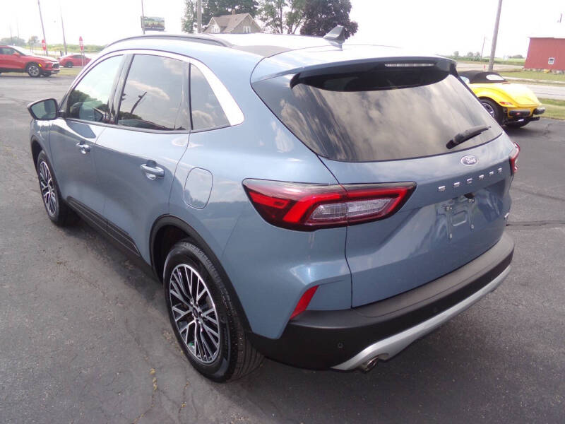 2023 Ford Escape Plug-In Hybrid