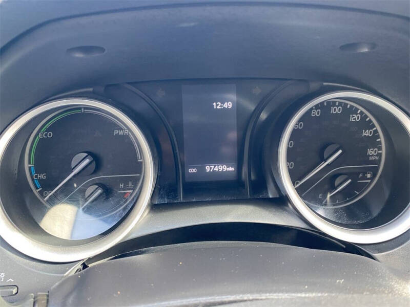 2021 Toyota Camry Hybrid LE