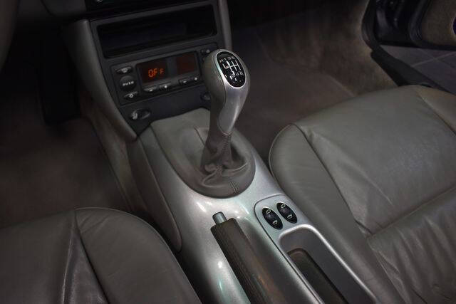 2003 Porsche 911 Carrera