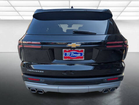 2024 Chevrolet Traverse LT