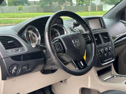 2017 Dodge Grand Caravan SXT