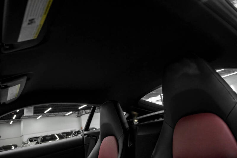 2021 Porsche 718 Cayman S