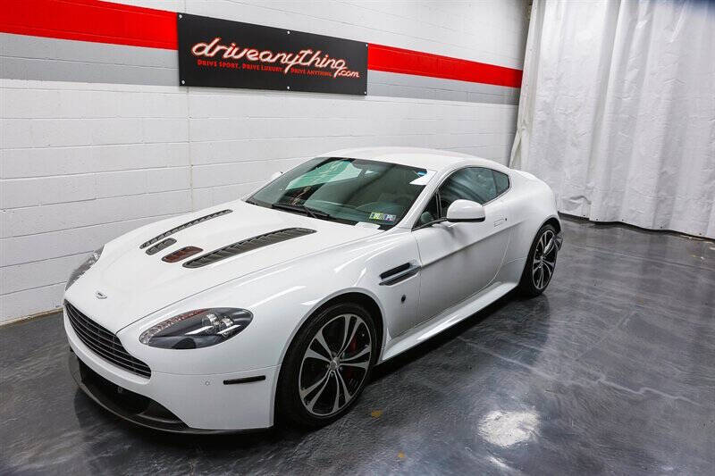 2011 Aston Martin V12 Vantage