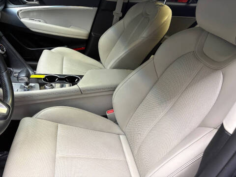 2021 Genesis G70 2.0T