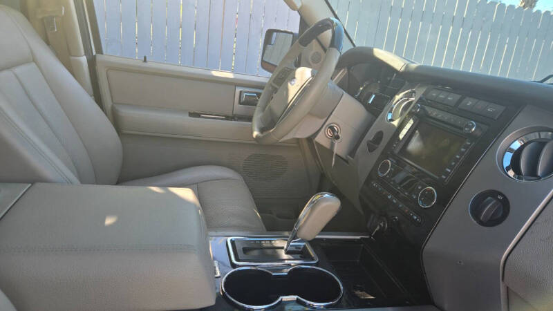 2012 Ford Expedition Limited