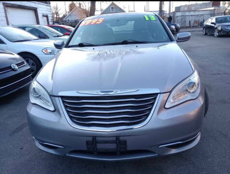 2013 Chrysler 200 for sale at Motor Trends in Hammond IN