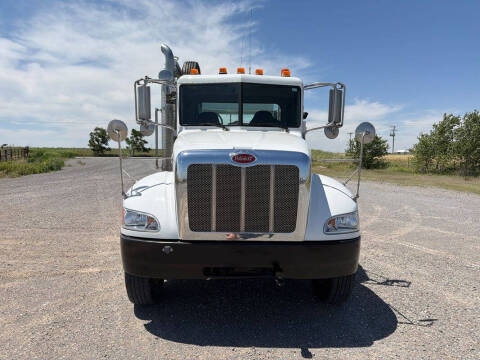 2014 Peterbilt 337