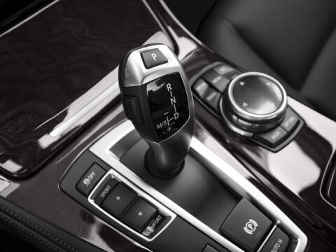 2016 BMW 5 Series 528i