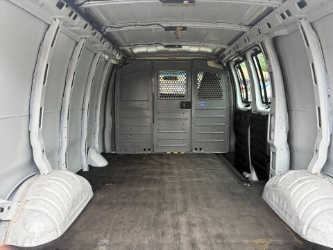 2019 Chevrolet Express 2500