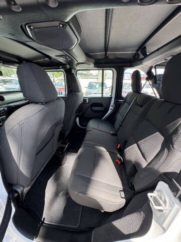 2022 Jeep Wrangler Unlimited Sport S