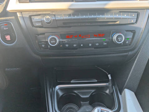 2012 BMW 3 Series 328i