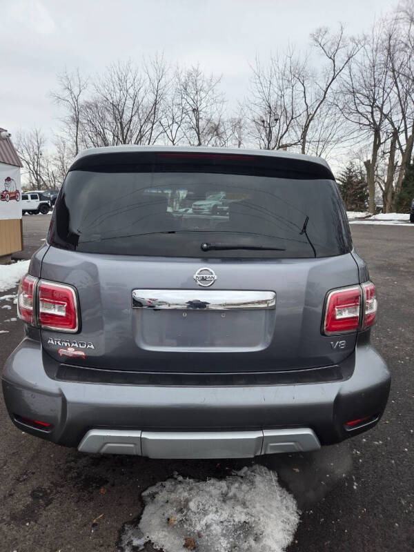 2017 Nissan Armada Platinum