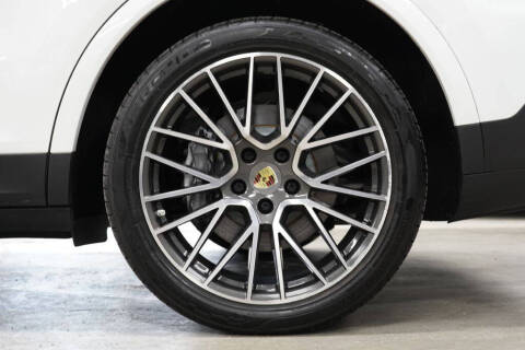 2019 Porsche Cayenne E-Hybrid