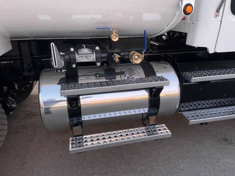 2018 Freightliner M2 112