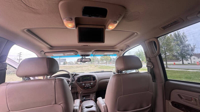 2004 Toyota Sequoia Limited