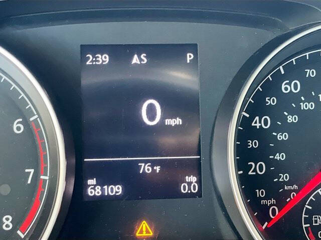2018 Volkswagen Golf TSI SE