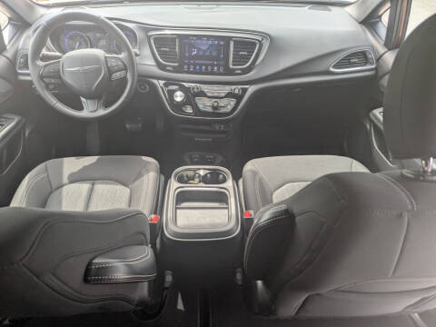 2018 Chrysler Pacifica Touring Plus