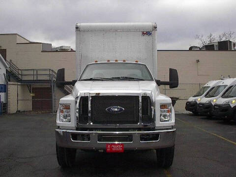 2022 Ford F-650