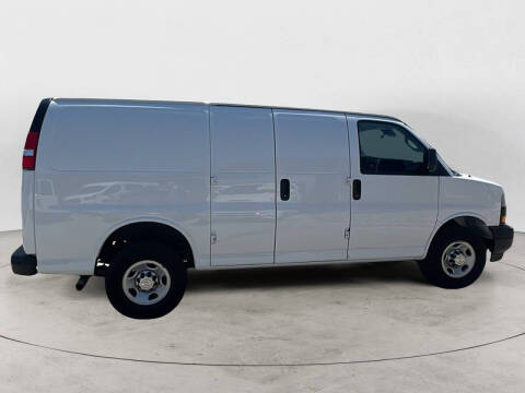 2019 Chevrolet Express 2500
