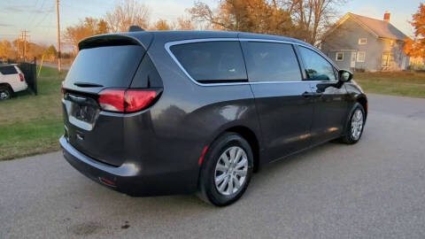 2021 Chrysler Voyager L