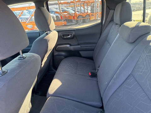 2018 Toyota Tacoma TRD Sport