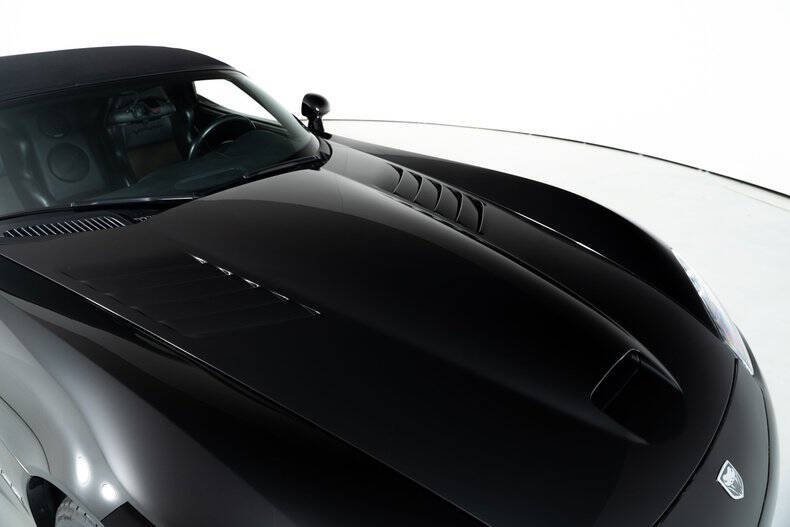 2003 Dodge Viper SRT-10