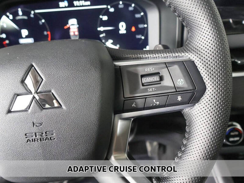 2026 Mitsubishi Outlander SE