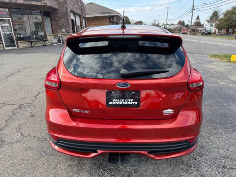 2018 Ford Focus ST