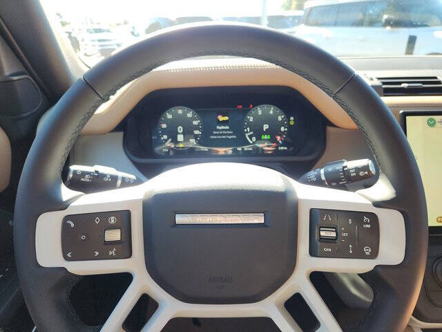 2026 Land Rover Defender 110 P300 S