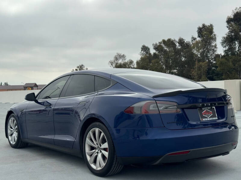 2015 Tesla Model S P85D