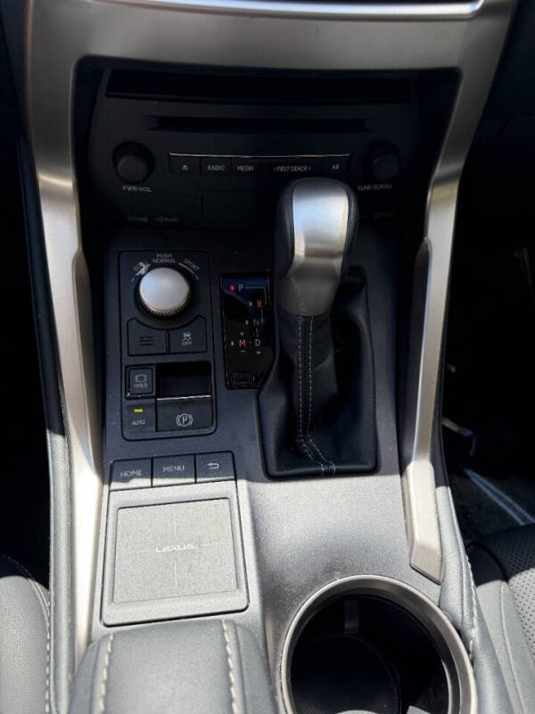2017 Lexus NX 200t