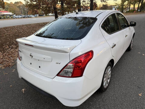 2017 Nissan Versa 1.6 SV
