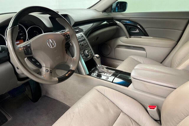 2011 Acura RL