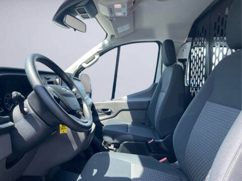 2025 Ford Transit