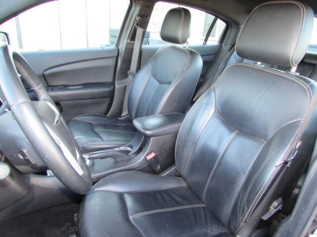 2014 Chrysler 200 Limited