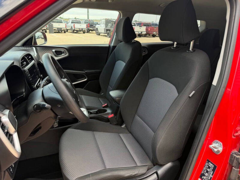 2023 Kia Soul LX