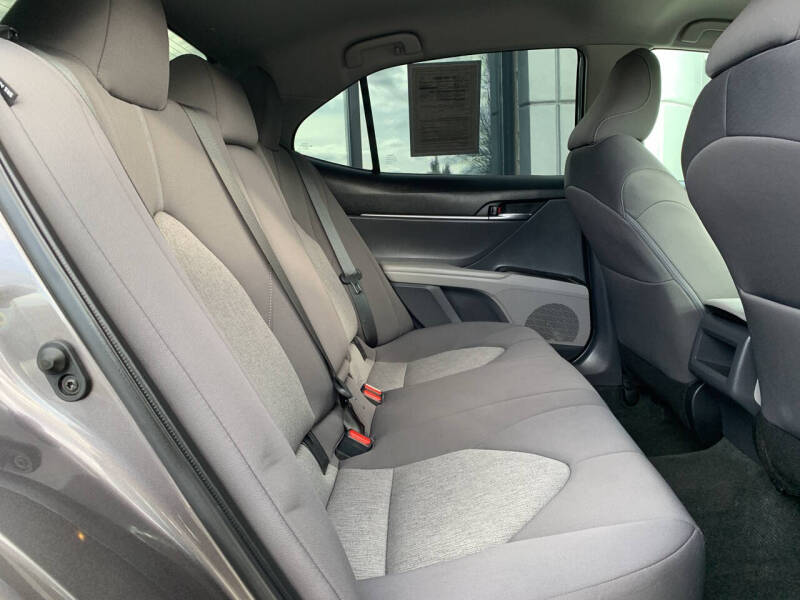 2022 Toyota Camry LE