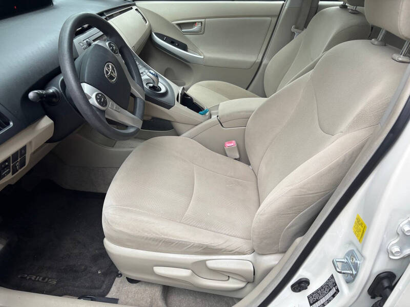 2010 Toyota Prius II