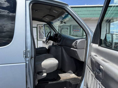 2000 Ford E-350 XLT SD