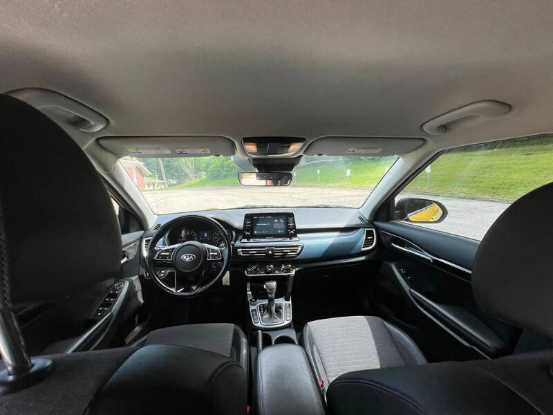 2021 Kia Seltos S