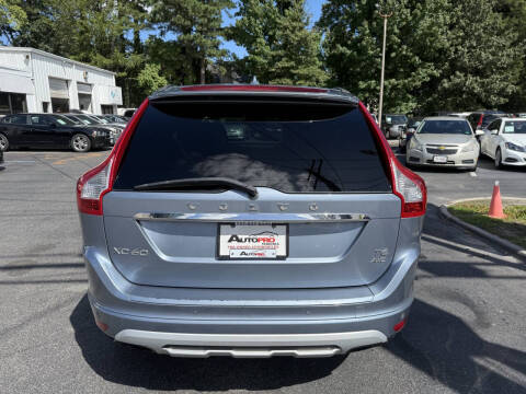 2017 Volvo XC60 T6 Dynamic