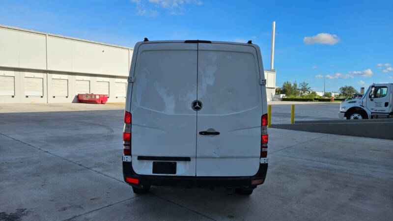2016 Mercedes-Benz Sprinter Worker 2500