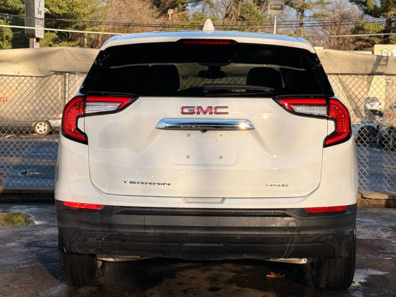 2024 GMC Terrain SLE